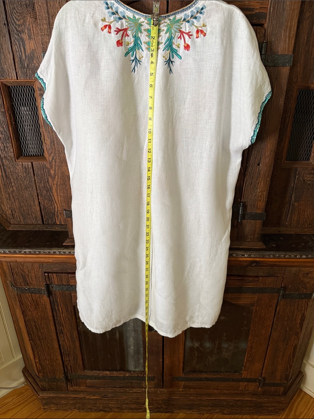 Johnny Was White Linen Floral Embroidered V-Neck Dress/ or Tunic MED-Like New - Picture 7 of 10
